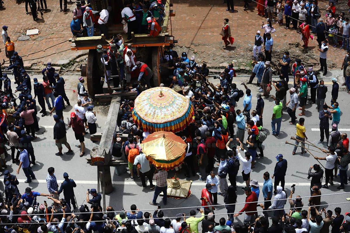 https://www.setopati.com/uploads/shares/2020/sujita/machhindranath rath/machindra nath (1).jpg